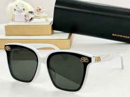 Picture of Balenciga Sunglasses _SKUfw56609228fw